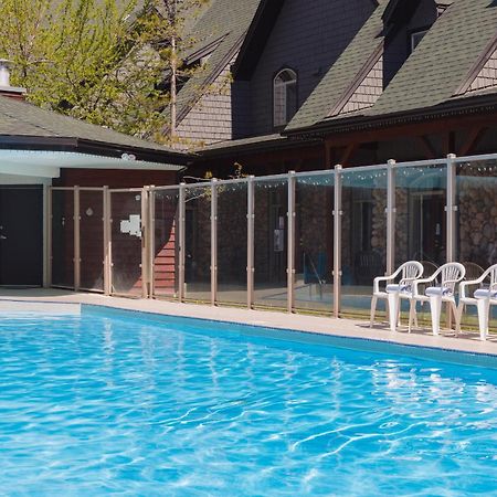 캔모어 Grassihaus Mountain Getaway 아파트 외부 사진